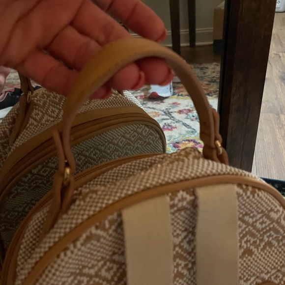 Tommy Bahama Mini-Backpack - Picture 13 of 13